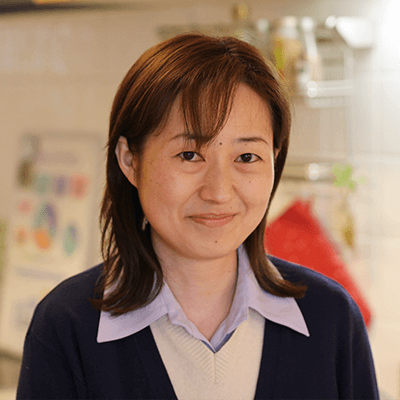 アシスタント 朝倉