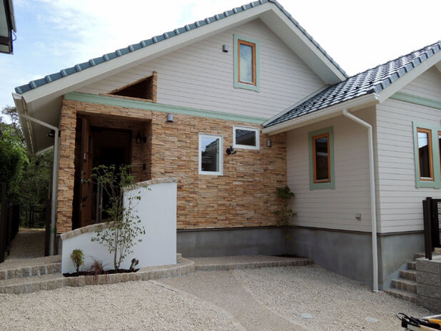 豊橋市で注文住宅・新築一戸建てを建てるなら自然素材・木の家の「伴工務店」