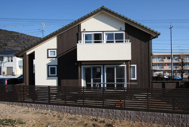 豊橋市で注文住宅・新築一戸建てを建てるなら自然素材・木の家の「伴工務店」