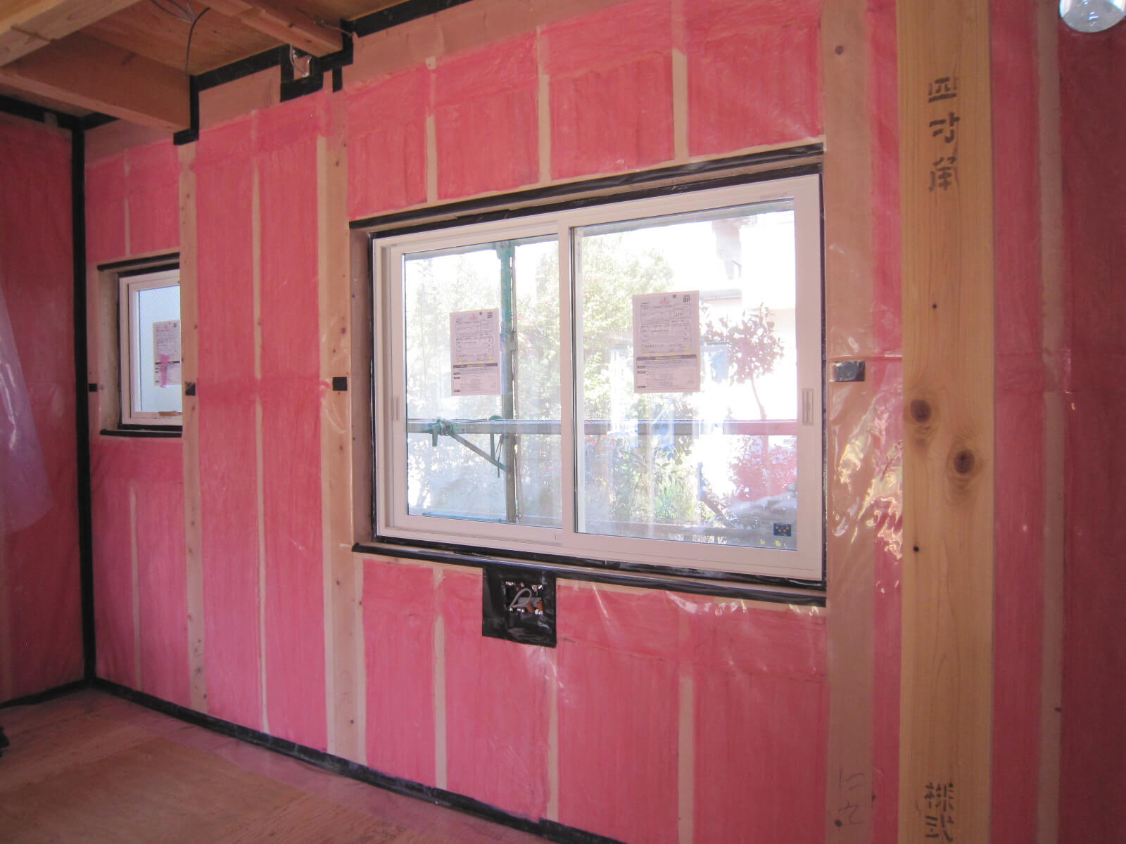 伴工務店で施工中の高断熱住宅の写真２