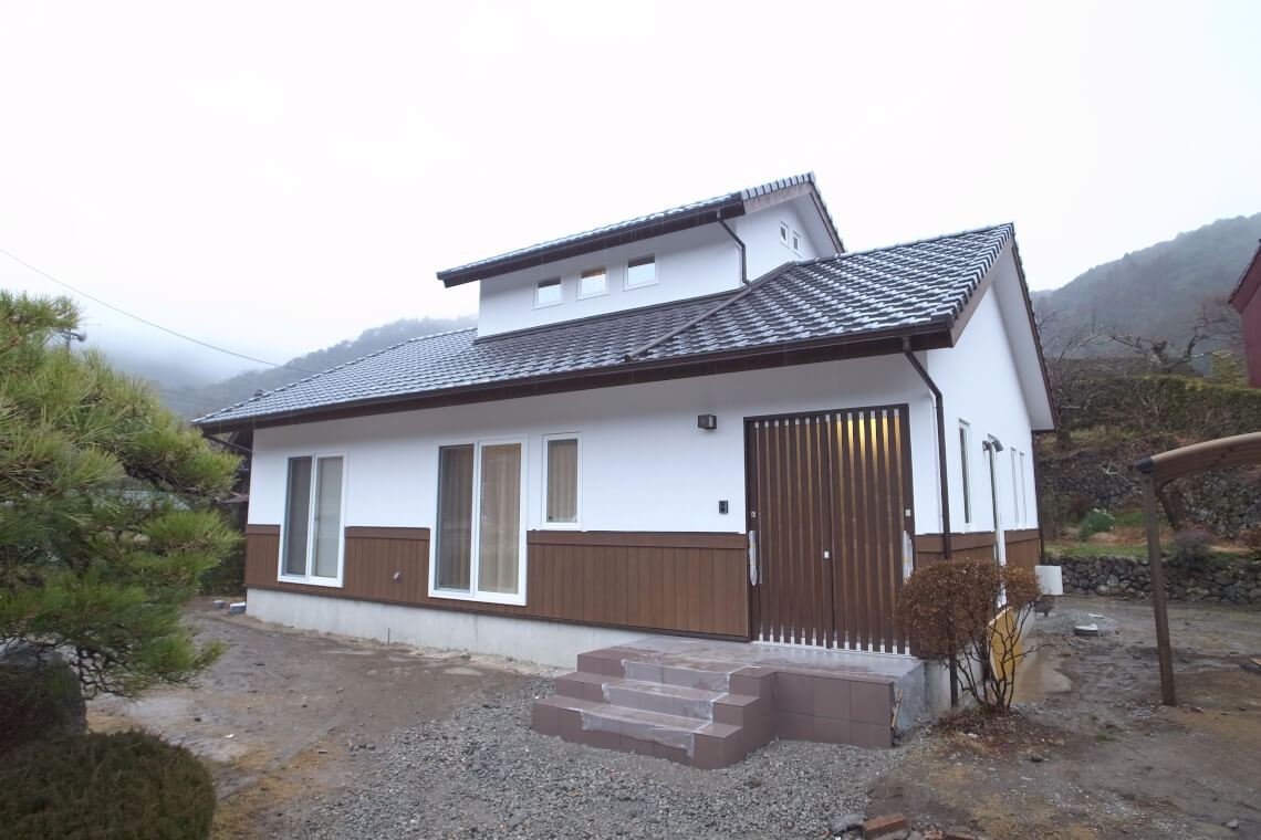 豊橋市で注文住宅・新築一戸建てを建てるなら自然素材・木の家の「伴工務店」