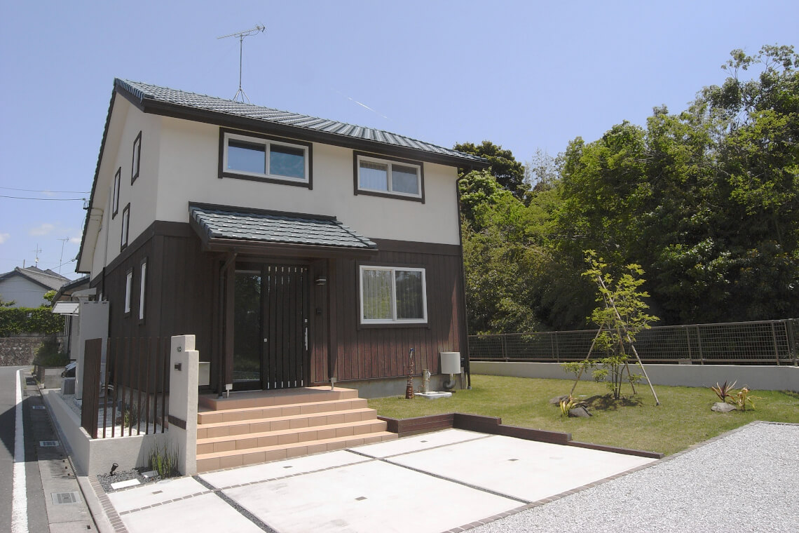 豊橋市で注文住宅・新築一戸建てを建てるなら自然素材・木の家の「伴工務店」