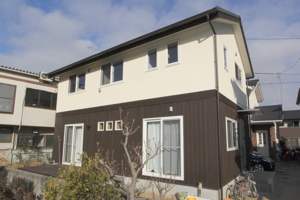 豊橋市で注文住宅・新築一戸建てを建てるなら自然素材・木の家の「伴工務店」