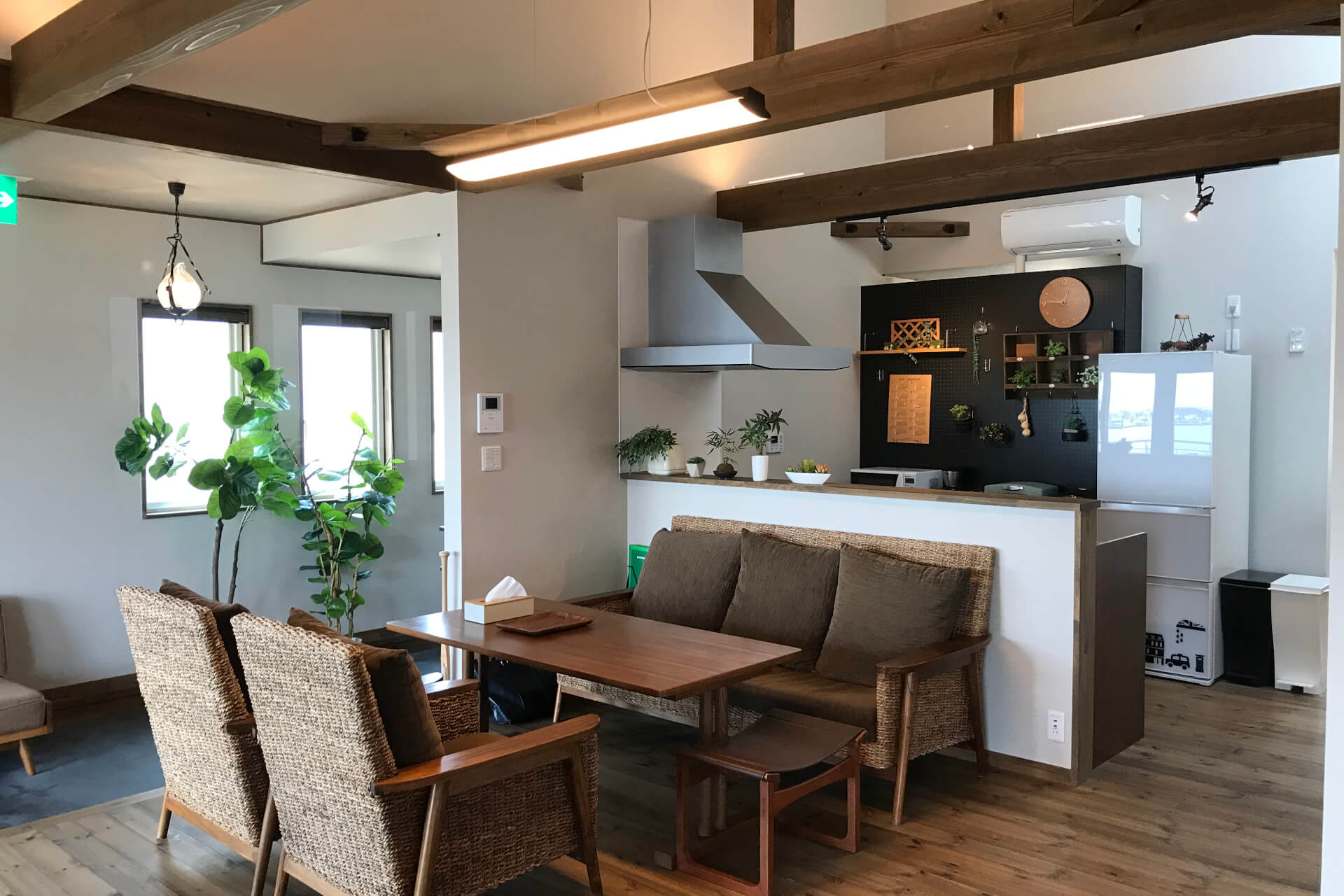 豊橋市で注文住宅・新築一戸建てを建てるなら自然素材・木の家の「伴工務店」